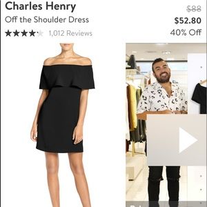 Charles Henry off the should dress size XS